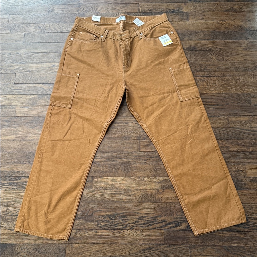 Denizen Men's Tan Cargo Pants